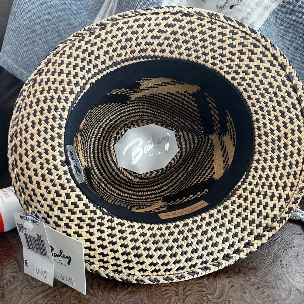 NWT Bailey’s of Hollywood Panama Fedora Hat Black & Tan Woven Sz SM - Picture 2 of 10